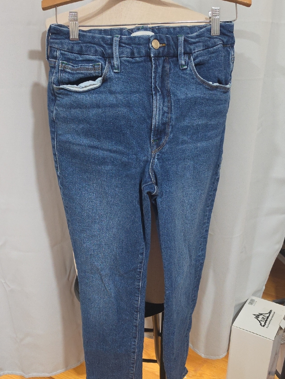 Good American Medium Blue Denim Jeans